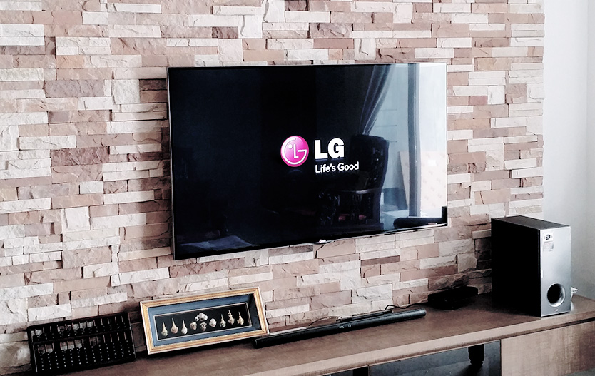 pavillion_tv